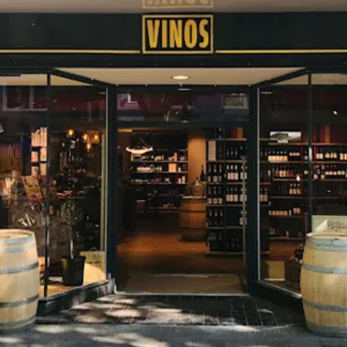 Vinos shopfront