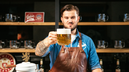 Man holding beer