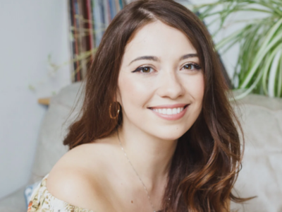 Erin Niimi Longhurst